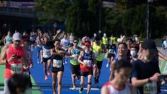 Hong Kong: au marathon, des coureurs doivent se changer ou couvrir un slogan « politique »