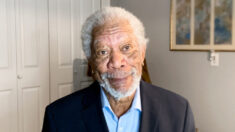 Morgan Freeman s’oppose au définancement de la police et déclare : « La plupart d’entre eux sont des gars qui font leur travail »