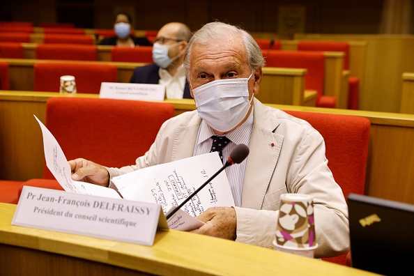 Le médecin français Jean-François Delfraissy, responsable du conseil scientifique français sur le Covid-19  (THOMAS SAMSON/AFP via Getty Images)