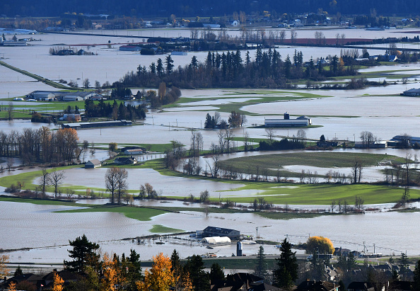 Vue des inondations en Colombie-Britannique, Canada, le 17 novembre 2021. Photo de Don MacKinnon / AFP via Getty Images.