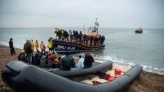 Naufrage de migrants dans la Manche : un cinquième passeur suspect arrêté
