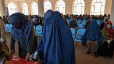 A Kaboul, l’ONU distribue de l’argent à 3.000 familles démunies