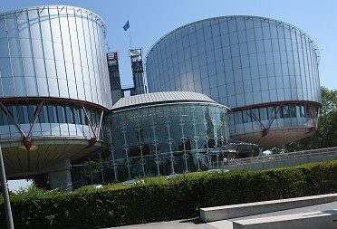 Un collectif de parents opposé au port du masque à l’école saisit la Cour Européenne des Droits de l’Homme (CEDH)