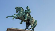 Rouen : la statue de Napoléon fera son retour sur le parvis de l’Hôtel de Ville