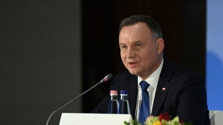 Pologne: veto présidentiel à une loi controversée sur les médias