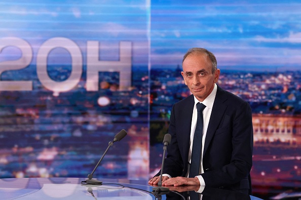 Interview d'Eric Zemmour, candidat à la présidentielle 2022 sur TF1, le 30 novembre 2021.  (Photo : THOMAS COEX/POOL/AFP via Getty Images)