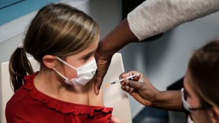 Vaccination des enfants de 5-11 ans : la Haute autorité de santé (HAS) donne son feu vert
