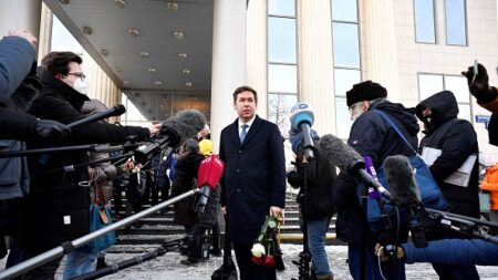 La dissolution de Mémorial « affaiblit » la communauté russe des défenseurs des droits (ONU)