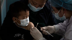 Vietnam : le vaccin Pfizer suspendu pour les adolescents suite au décès de 4 jeunes