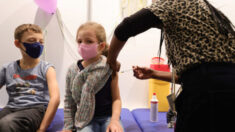 Vaccination: jouer avec la santé des enfants de 5 ans