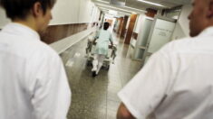 Coronavirus : les infirmiers des services de soins critiques recevront une prime mensuelle de 100 euros