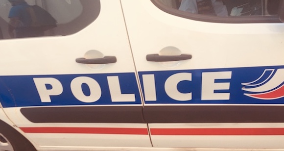 Besançon : une fillette de 13 ans au volant d'une voiture "tente de percuter les policiers"