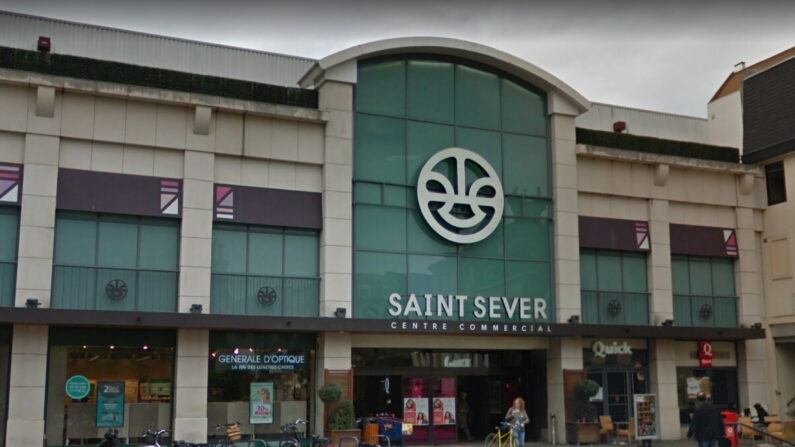 C'est dans ce centre commercial de Rouen que Dylan travaille maintenant. (Capture d'écran/Google Maps)