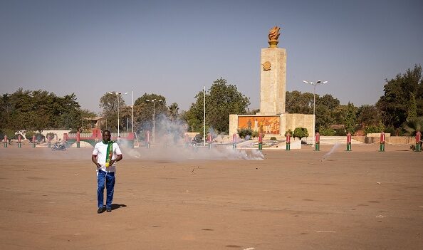 Burkina: des soldats se mutinent pour exiger le départ des chefs de l’armée