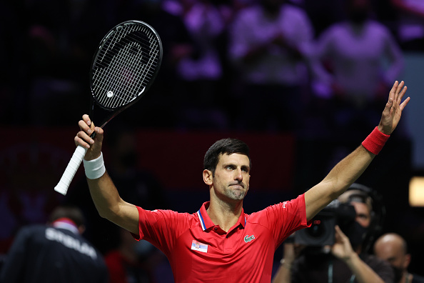 Victoire de Novak Djokovic au quart de finale de la Coupe Davis entre la Serbie et le Kazakhstan au Madrid Arena le 01 décembre 2021 à Madrid, Espagne. (Photo : Clive Brunskill/Getty Images)