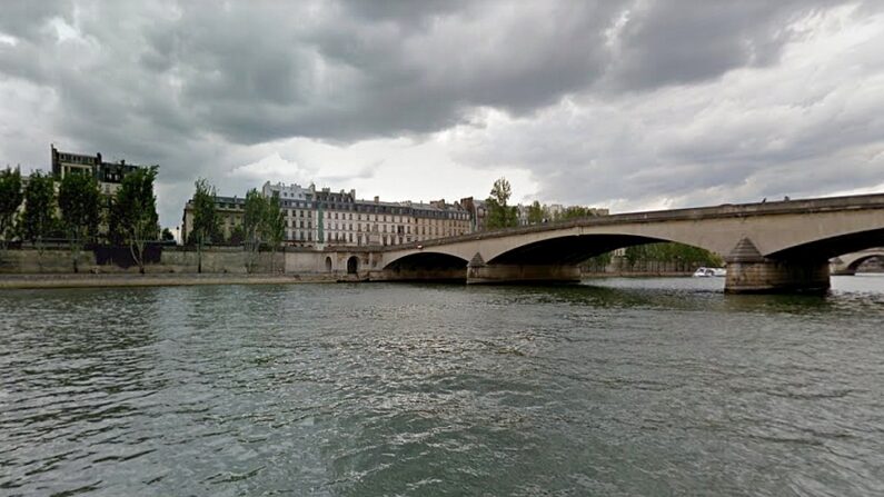 La Seine au niveau du quai François-Mitterrand à Paris - Google maps
