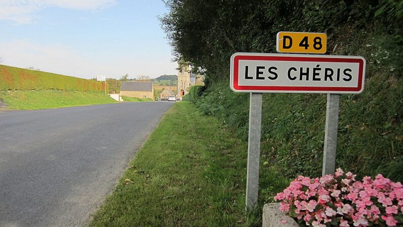 Commune Les Chéris - Par Xfigpower — Travail personnel, CC BY-SA 4.0, https://commons.wikimedia.org/w/index.php?curid=35920038