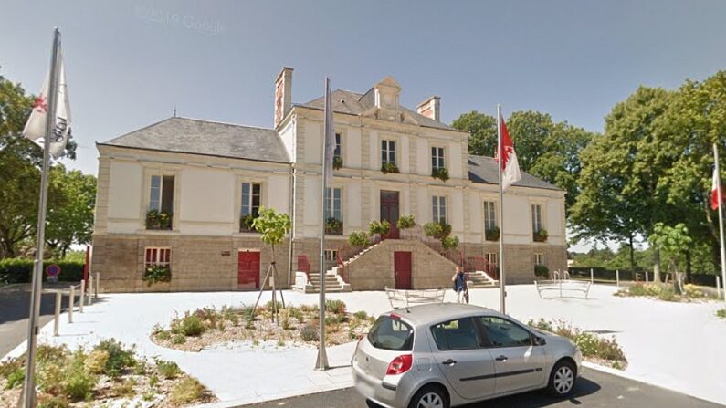 Hôtel de ville de Montaigu-Vendée - Google maps