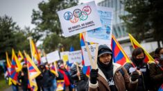 JO-2022 : des manifestants tibétains dénoncent les « Jeux de la honte » devant le siège du Comité international olympique (CIO)