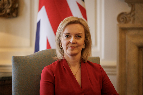 -La cheffe de la diplomatie britannique Liz Truss a mis en garde la Russie contre une invasion de l'Ukraine. Photo de Rob Pinney - Piscine WPA/Getty Images.