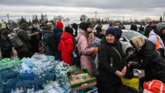 Guerre en Ukraine : la France a envoyé 33 tonnes d’aide humanitaire aux Ukrainiens en Pologne