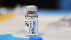 Des représentants pharmaceutiques licenciés expliquent pourquoi ils ne se sont pas vaccinés