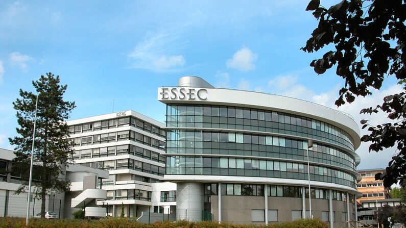 Campus de l'ESSEC à Cergy. (Photo CC BY-SA 2.5 http://renaud.davout.org/)