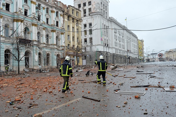 -Le septième jour des combats en Ukraine le 2 mars, la Russie revendique le contrôle de la ville portuaire méridionale de Kherson. Photo de Sergey BOBOK / AFP via Getty Images.