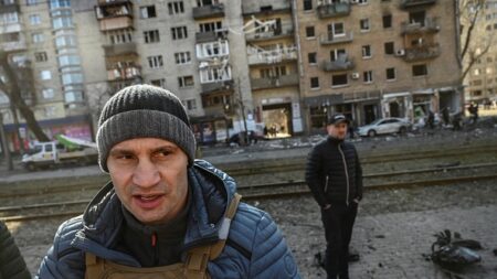 Frappes meurtrières en Ukraine malgré les pourparlers avec la Russie