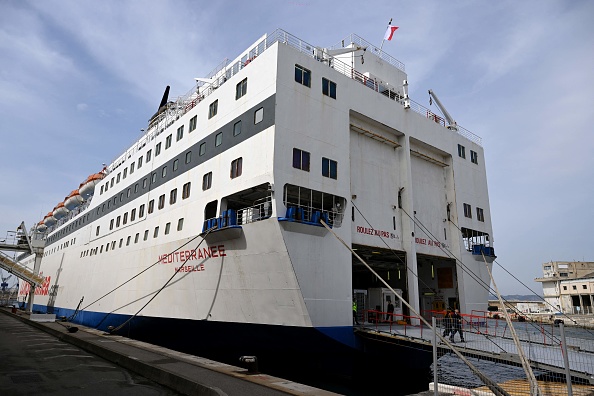 Le ferry "Méditerranée" de la compagnie Corsica Linea amarré au port de Marseille. (Photo : NICOLAS TUCAT/AFP via Getty Images)