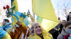 « Non à la guerre en Europe » : plus de 40.000 manifestants en France pour soutenir l’Ukraine
