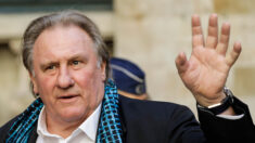 Guerre en Ukraine : l’acteur français Gérard Depardieu, proche de Vladimir Poutine, appelle à « arrêter les armes »