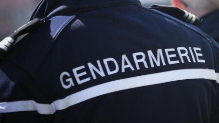 Gard : un gendarme se suicide en utilisant son arme de service près d’Alès
