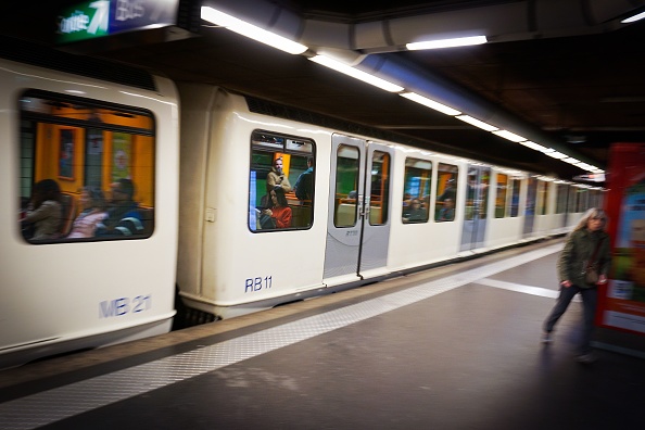 Un jeune homme s'est tué en pratiquant du "train surfing" dans le métro à Marseille.     (Photo : GERARD JULIEN/AFP via Getty Images)