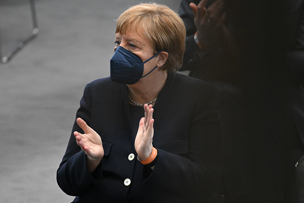 L'ancienne chancelière allemande Angela Merkel pendant l'Assemblée fédérale au Paul Loebe Haus, le 13 février 2022 à Berlin, en Allemagne. (Photo : Sascha Steinbach - Pool/Getty Images)