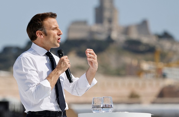 Le Président candidat Emmanuel Macron à Marseille, le 16avril 2022. (Photo : LUDOVIC MARIN/AFP via Getty Images)