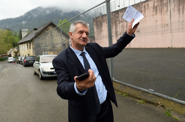 Jean Lassalle à l'occasion du second tour des présidentielles à Lourdios-Icheres, le 24 avril 2022.  (Photo GAIZKA IROZ/AFP via Getty Images)