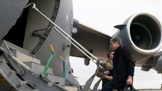 Blinken à Kiev: retour des diplomates américains et nouvelle aide militaire