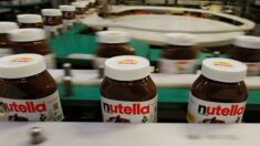 Des petites bulles blanches dans du Nutella et des œufs Kinder, des consommateurs de nouveau inquiets