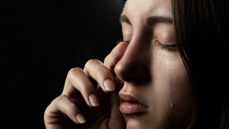 Il y a une certaine sagesse à laisser les larmes couler et emporter notre chagrin et notre stress. (tugol/Shutterstock)
