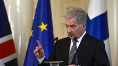 La France « soutient pleinement » la volonté de la Finlande d’entrer dans l’Otan, Moscou menace de répliquer