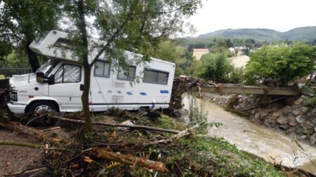 Inondations mortelles dans l’Hérault : deux ex-maires de Lamalou-les-Bains condamnés à un an avec sursis