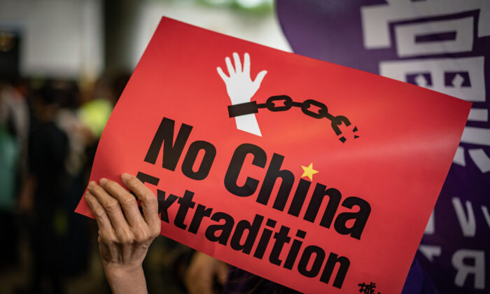 Rassemblement contre la loi sur l'extradition devant le bâtiment du Conseil législatif à Hong Kong, en Chine, le 4 mai 2019. (Anthony Kwan/Getty Images)