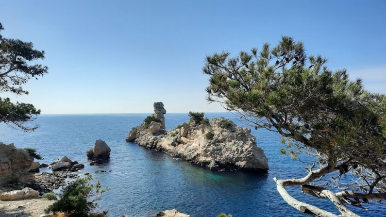 La calanque de Sugiton est victime d'une érosion très marquée due à la surfréquentation. 
(Epoch Times/Christine Modock)