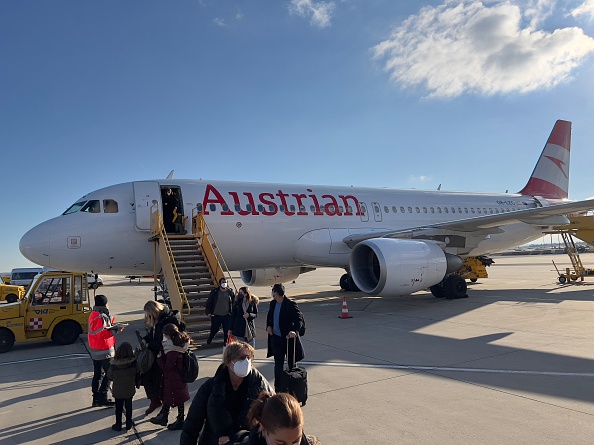 "Nos membres d'équipage sont malades, les cas d'infections au coronavirus augmentent", a expliqué une porte-parole de la compagnie Austrian Airlines.(Photo : DANIEL SLIM/AFP via Getty Images)