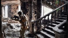 Le bombardement du théâtre de Marioupol, « clairement un crime de guerre » russe mais moins de victimes qu’envisagé (Amnesty)
