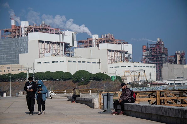 -La centrale thermoélectrique AES Gener à Puchuncavi, région de Valparaiso, Chili, le 9 juin 2022. Photo MARTIN BERNETTI/AFP via Getty Images.