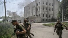 L’armée ukrainienne dit avoir été chassée du centre de Severodonetsk