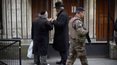 «On dit aux enfants de faire attention»: à Paris, la communauté juive vit dans la peur