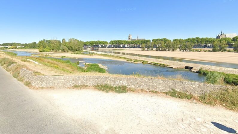 La Levée des Capucins à Saint-Jean-le-Blanc dans l'agglomération d'Orléans - Google maps